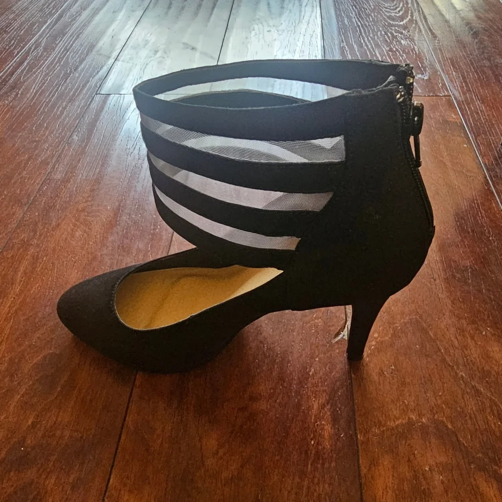Styluxe Black Mesh Women's Heels, Size 8.5 - Picture 3 of 6